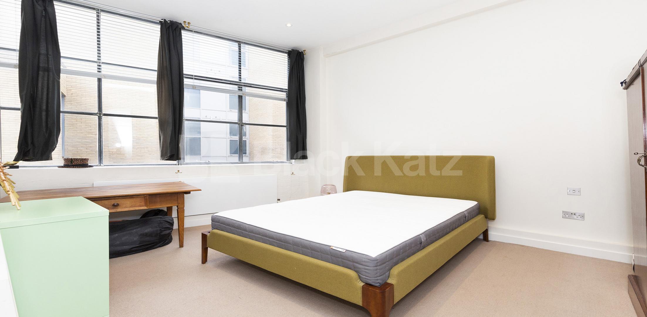 			WAREHOUSE CONVERSION IN ANGEL-OLD STREET-SHOREDITCH, 2 Bedroom, 1 bath, 1 reception Flat			 EAGLE HOUSE-EAGLE WHARF ROAD, ANGEL-OLD STREET-SHOREDITCH